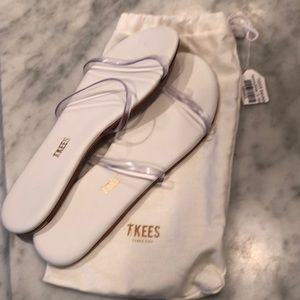 TKEES Sandals